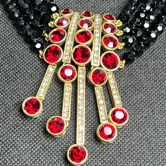 HEIDI DAUS "AN AFFAIR TO REMEMBER" 4 STRAND NECKLACE & EARRINGS SET Black & Red - Picture 3 of 14